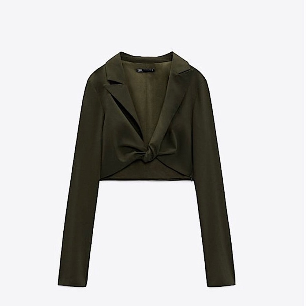 Clean girl aesthetic, collar knotted cropped, size XS, Zara